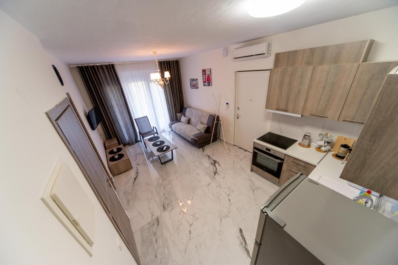 Nika Apartment Hanioti Buitenkant foto